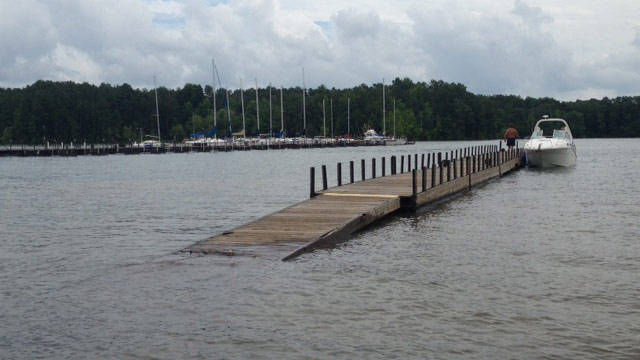 Lake Hartwell - Western border between Georgia and South Carolina