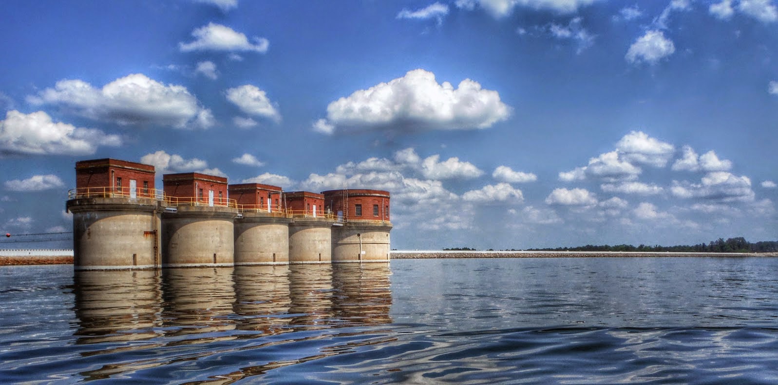 Discover the Enchanting Lake Murray Dam North Recreation Area | Paraiso ...