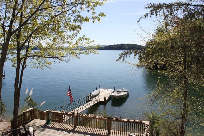 Lake Jocassee - South Carolina