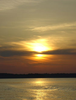 Lake Hartwell - Western border between Georgia and South Carolina