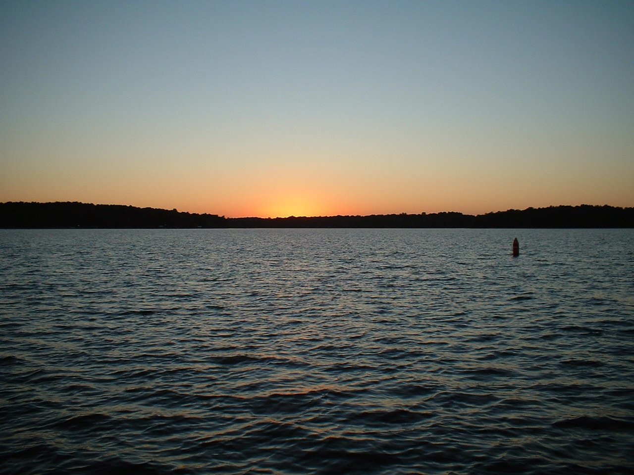 Lake Hartwell - Western border between Georgia and South Carolina